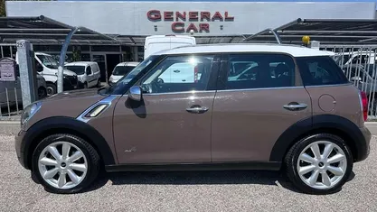 Usata Mini John Cooper Works 184 CV (135 kW) 2012 Marrone Utilitaria