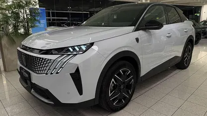 Usata Peugeot 3008 GTi 145 CV (106 kW) 2025 Grigio titanio SUV