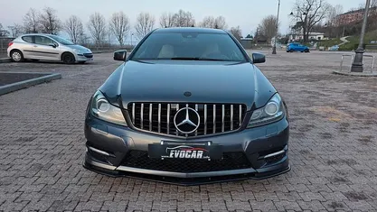 Begagnad Mercedes C220 Premium 170 HK (125 kW) 2012 Grå Sportkupé