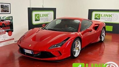 Usata Ferrari F8 721 CV (530 kW) 2022 Rosso Coupé