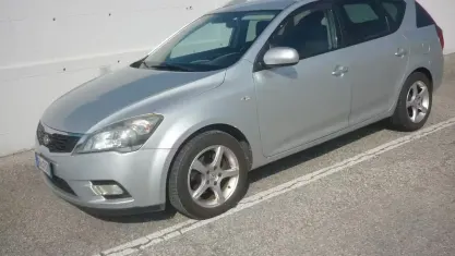 Usata Kia Ceed Sportswagon EX 115 CV (84 kW) 2010 Grigio Station wagon