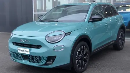 Usata Fiat 600 La Prima 110 CV (80 kW) 2025 Blu SUV