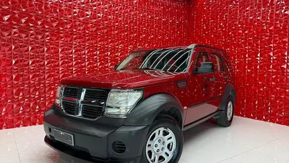 Usata Dodge Nitro 177 CV (130 kW) 2008 Rosso SUV