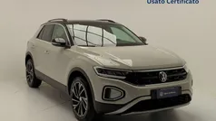Ascot grey Usata 2024 VW T-Roc Life SUV | 27.900 € (Buon prezzo)