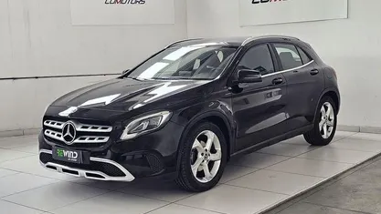 Usata Mercedes GLA180 136 CV (100 kW) 2020 Nero SUV