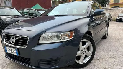 Grigio Usata 2011 Volvo V50 R-Design Station wagon | 2900 € (Ottimo prezzo)