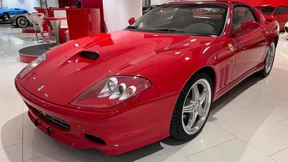 Usata Ferrari Superamerica 540 CV (397 kW) 2006 Cabrio