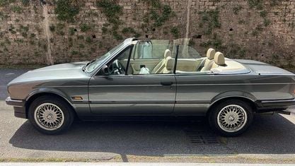 Używany BMW 320 Cabriolet 136 KM (100 kW) 1990 Szary Kabriolet