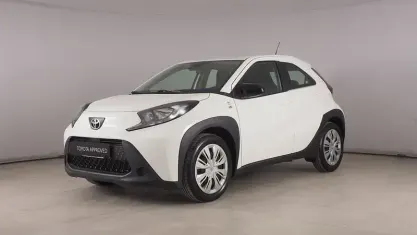 Usata Toyota Aygo X Active 72 CV (52 kW) 2023 Bianco SUV