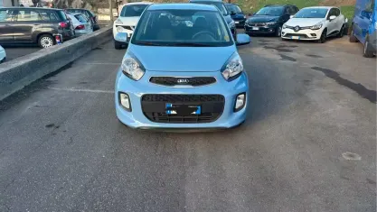 Usata Kia Picanto 66 CV (48 kW) 2016 Blu Utilitaria