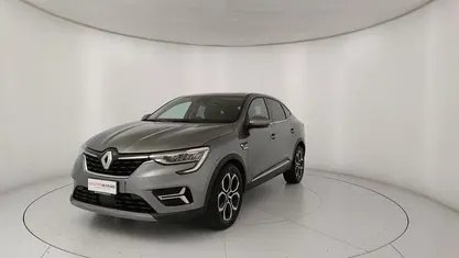 Grigio Usata 2023 Renault Arkana Intens SUV | 21.500 € (Buon prezzo)