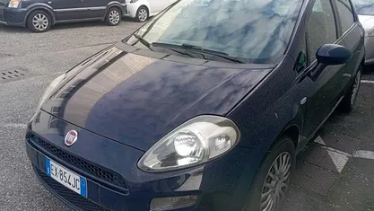 Usata Fiat Punto 77 CV (56 kW) 2014 Blu Utilitaria
