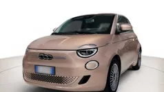 Oro Usata 2021 Fiat 500e Icon Tre volumi | 16.900 € (Buon prezzo)