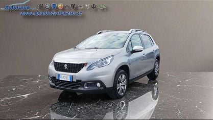 Używany Peugeot 2008 Style 83 KM (61 kW) 2018 Srebrny SUV