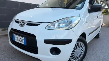 Usata Hyundai i10 65 CV (47 kW) 2010 Bianco Utilitaria