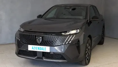 Usata Peugeot 3008 Allure 145 CV (106 kW) 2025 Grigio SUV