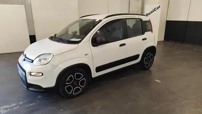 Bianco Usata 2021 Fiat Panda City Life Due volumi | 9890 € (Buon prezzo)