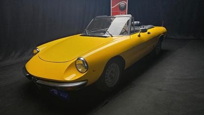 Usata Alfa Romeo Spider Veloce 131 CV (96 kW) 1982 Giallo Cabrio
