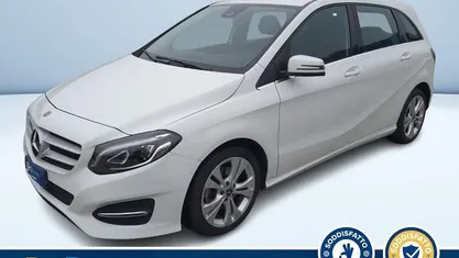 Bianco pastello Usata 2019 Mercedes B200 Monovolume | 16.500 € (Ottimo prezzo)