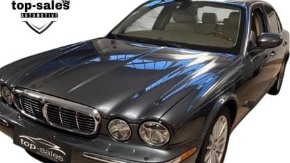 Usata Jaguar XJ Sovereign 207 CV (152 kW) 2007 Grigio Berlina