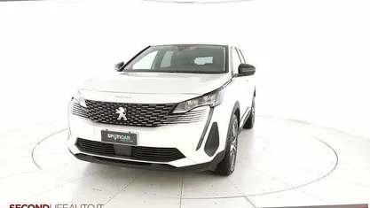 Usata Peugeot 3008 Allure 131 CV (96 kW) 2023 Bianco SUV