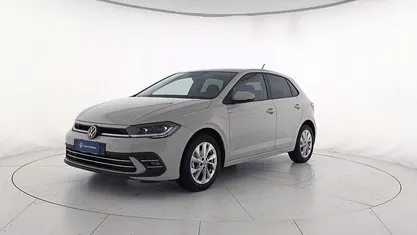 Usata VW Polo Style 95 CV (69 kW) 2023 6u ascot grey Utilitaria