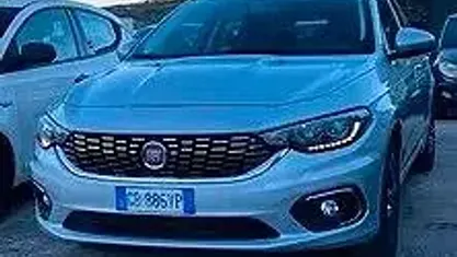 Usata Fiat Tipo Business 120 CV (88 kW) 2020 Grigio Berlina