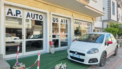 Usata Abarth Grande Punto 155 CV (114 kW) 2008 Bianco Utilitaria
