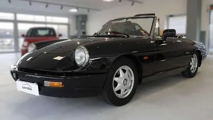 Usata Alfa Romeo Spider 106 CV (77 kW) 1992 Cabrio