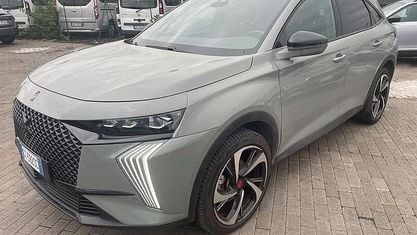 Gebraucht DS Automobiles DS7 Crossback Performance Line Plus 131 PS (96 kW) 2024 Grau SUV