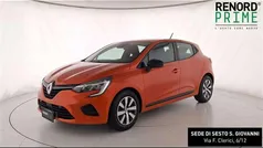 Arancione Usata 2023 Renault Clio V Equilibre Tre volumi | 12.490 € (Buon prezzo)