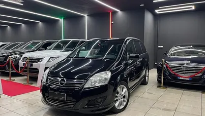 Usata Opel Zafira Cosmo 110 CV (80 kW) 2009 Nero Monovolume
