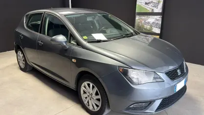 Usata Seat Ibiza 105 CV (77 kW) 2015 Grigio metallizzato Berlina