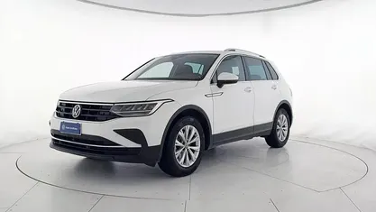 Usata VW Tiguan Life 150 CV (110 kW) 2023 Pure white SUV