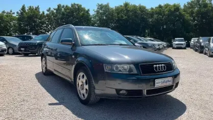 Usata Audi A4 116 CV (85 kW) 2004 Grigio Station wagon