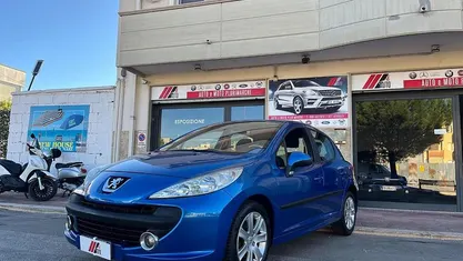 Blu/azzurro Usata 2007 Peugeot 207 Tre volumi | 3490 € (Cara)