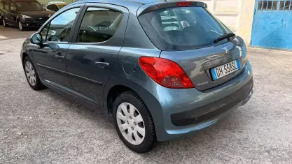 Usata Peugeot 207 73 CV (53 kW) 2007 Grigio Berlina
