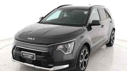 Usata Kia Niro Style 105 CV (77 kW) 2023 Grigio SUV