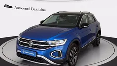 Blu ravenna met / tetto bianco Usata 2022 VW T-Roc Style SUV | 20.500 € (Buon prezzo)