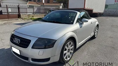 Usata Audi TT Roadster 179 CV (131 kW) 2002 Grigio Cabrio