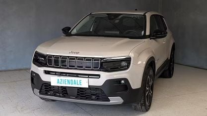 Begagnad Jeep Avenger Summit 101 HK (74 kW) 2025 Grå SUV