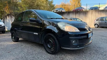 Usata Renault Clio II Rip Curl 74 CV (54 kW) 2007 Nero Berlina