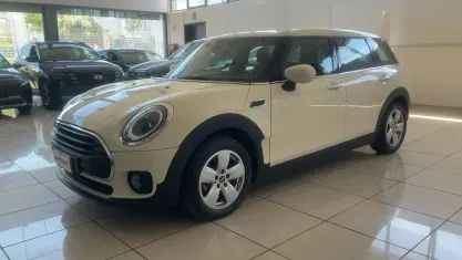 Usata Mini One Clubman Essential 102 CV (75 kW) 2022 Beige Station wagon