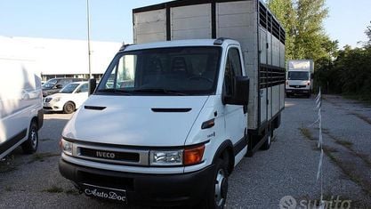 Usata Iveco Daily 125 CV (91 kW) 2000 Bianco Berlina
