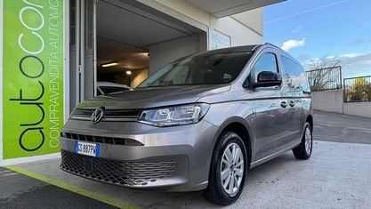 Usata VW Caddy Life 115 CV (84 kW) 2024 Grigio Monovolume