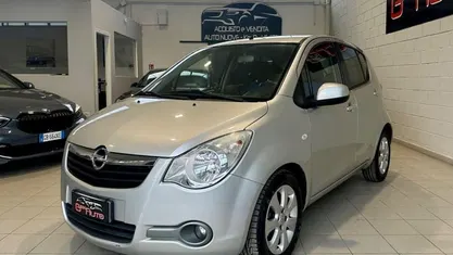 Usata Opel Agila Enjoy 86 CV (63 kW) 2010 Argento Utilitaria