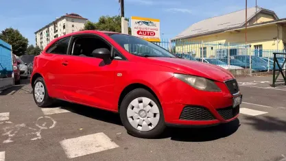 Usata Seat Ibiza 60 CV (44 kW) 2011 Rosso Coupé