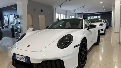 Usata 2025 Porsche 911 Cabrio | 238.000 €