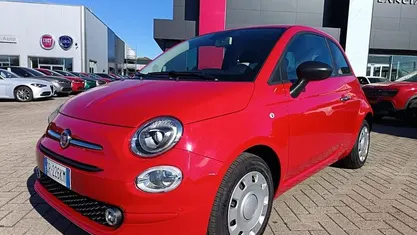 Rosso Usata 2023 Fiat 500 Due volumi | 14.200 € (Buon prezzo)