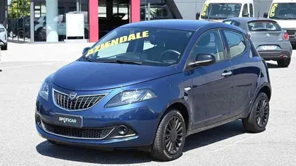 Usata Lancia Ypsilon Silver 69 CV (50 kW) 2022 Utilitaria